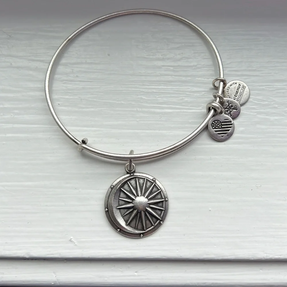 Alex and Ani Cosmic Balance - Picture 1 of 2